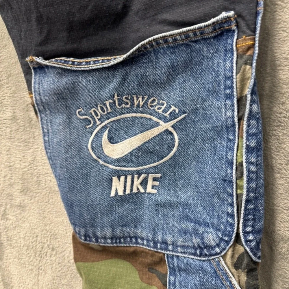 Nike SB Patchwork Ripstop Cargo Pants Camo Denim Navy Skateboarding Mens 30-32 - Picture 13 of 14
